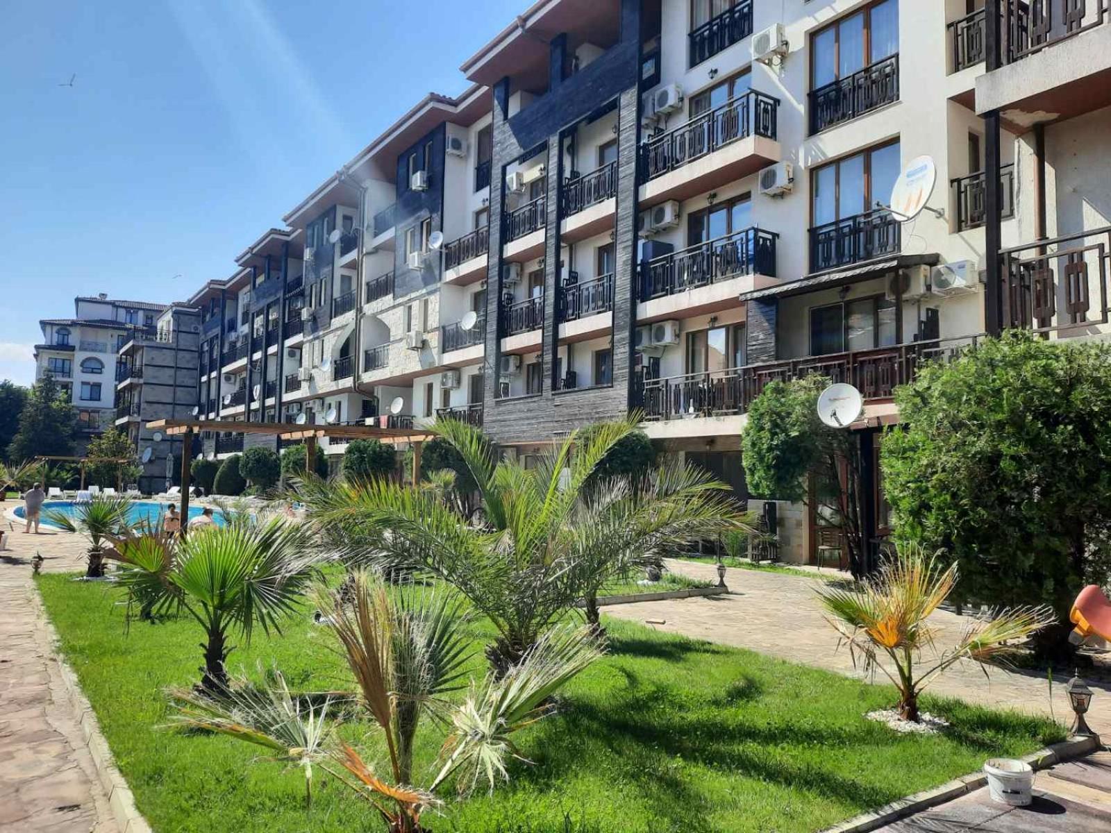 Апатаменти За Гости Sunshine И Glory Lägenhet Sveti Vlas Exteriör bild